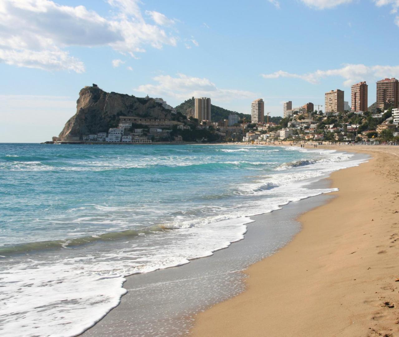 Fmm Apartamentos La Nucia Benidorm Holidays Apartments Ngoại thất bức ảnh